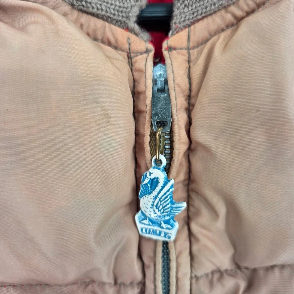 Vintage Comfy Reversible Goose Down Puffer Vest Tan Red Ribbed Knit Collar 1015